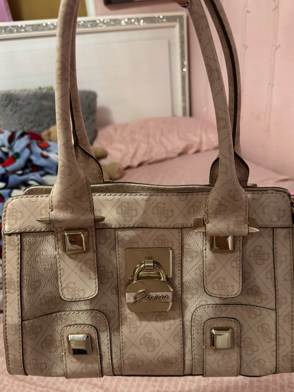 Guess Pale Pink Logo Satchel with Gold Hardware - Picture 4 of 7